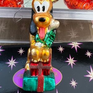 Christopher Radko, 1996 for Disney Pluto on a pillow tag still attached